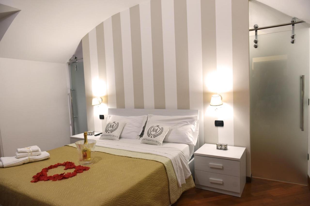 Montesantogroup Sorrento Room Napoli Bagian luar foto
