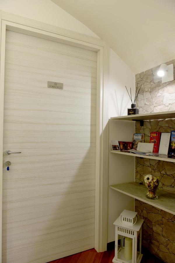 Montesantogroup Sorrento Room Napoli Bagian luar foto