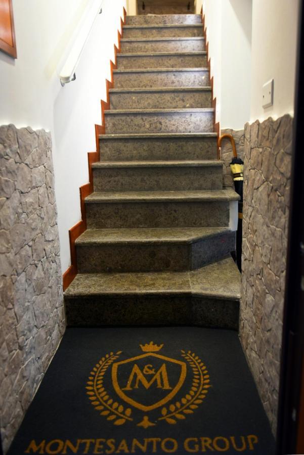 Montesantogroup Sorrento Room Napoli Bagian luar foto